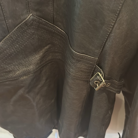 Vintage leather Jacket with faux fur collar - Banana Republic - Picture 9 of 14